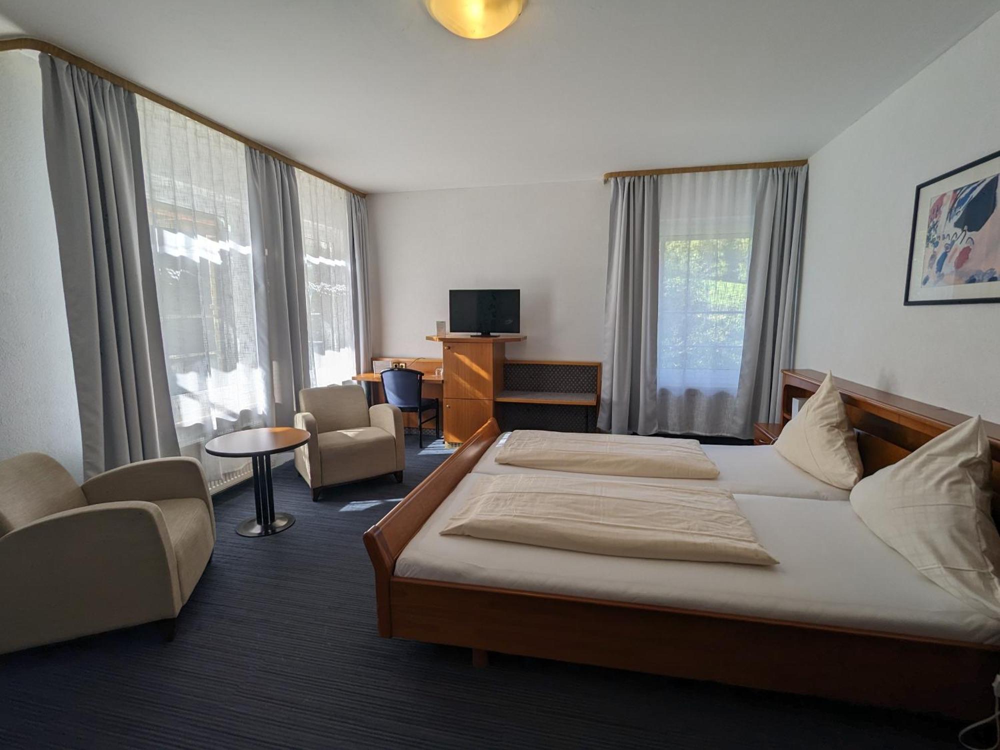 Hotel Berghof Wasserkuppe & Gaestehaus Fuldaquelle Gersfeld Cameră foto
