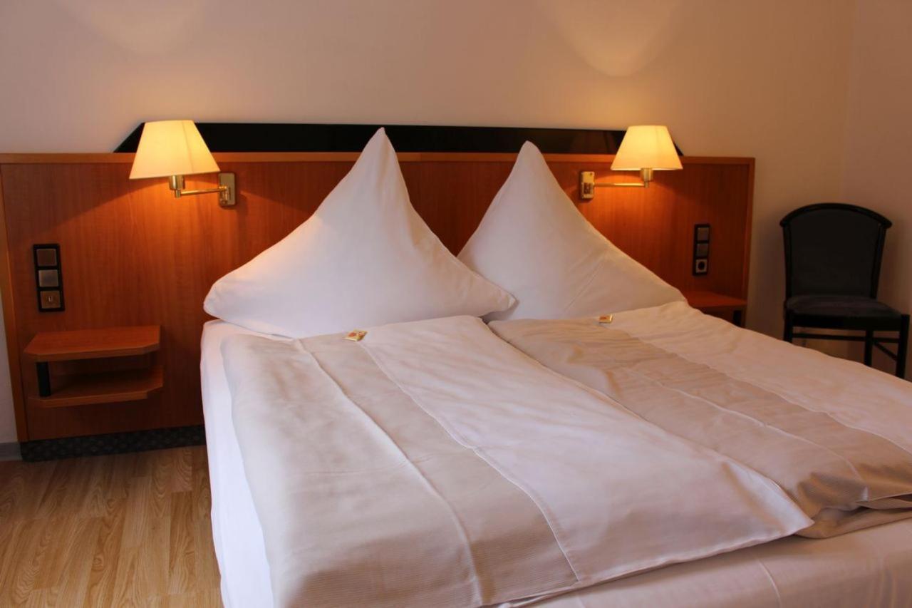 Hotel Berghof Wasserkuppe & Gaestehaus Fuldaquelle Gersfeld Cameră foto