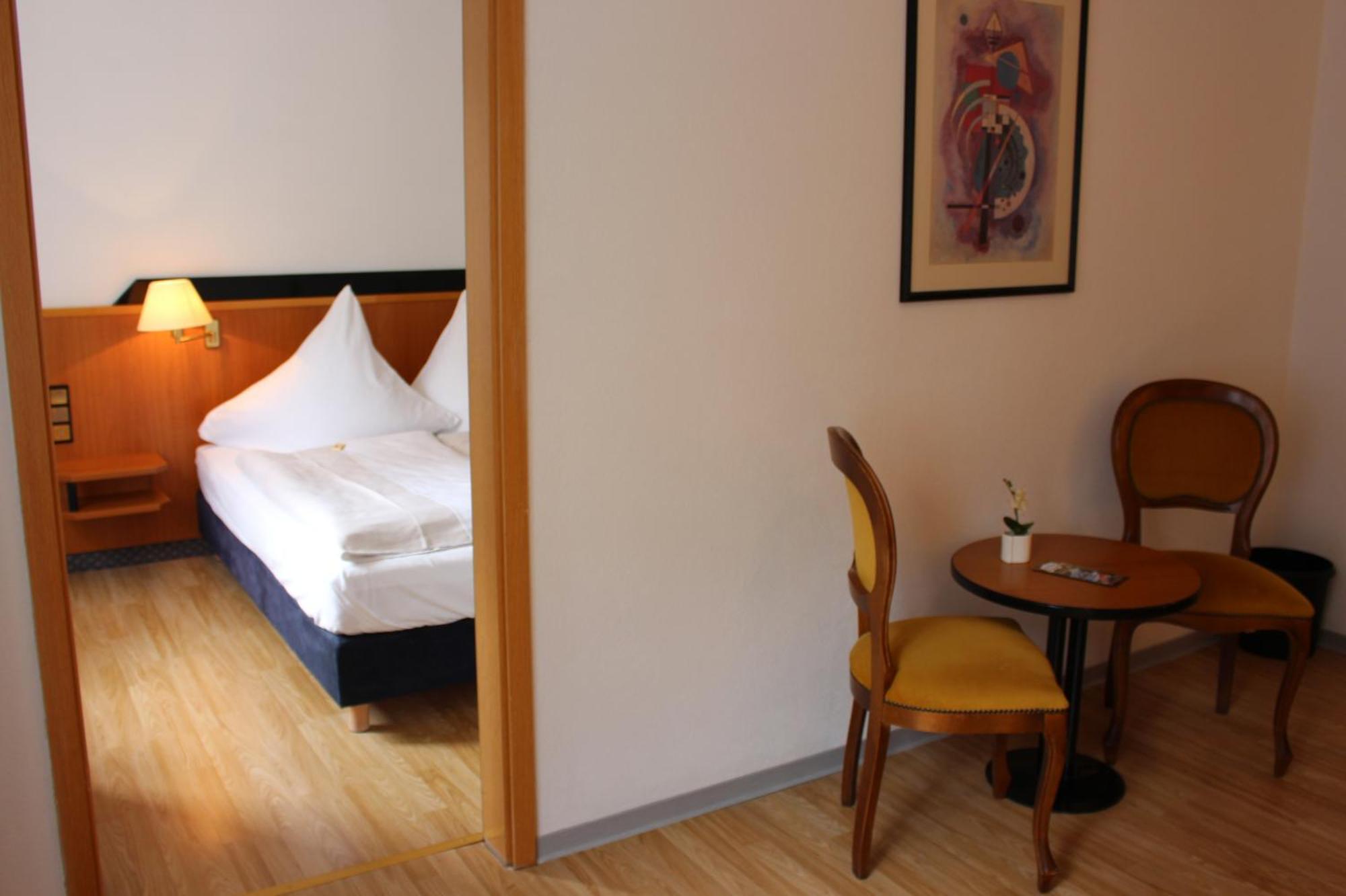 Hotel Berghof Wasserkuppe & Gaestehaus Fuldaquelle Gersfeld Cameră foto